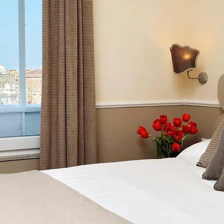 Penthouse With Panoramic Terrace At The Colosseum * Rome