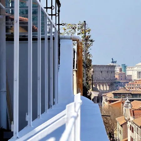 Appartement Penthouse With Panoramic Terrace At The Colosseum *