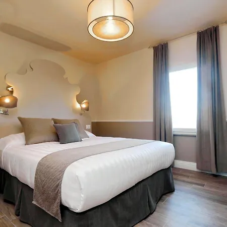 Penthouse With Panoramic Terrace At The Colosseum Appartement Rome