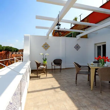 Appartement Penthouse With Panoramic Terrace At The Colosseum Rome